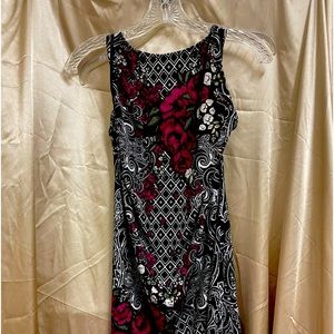 White House Black Market Tunic